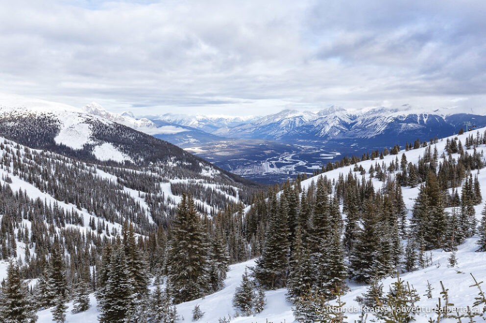 Alberta Ski Resorts- The Best Alberta Ski Areas in the Rockies