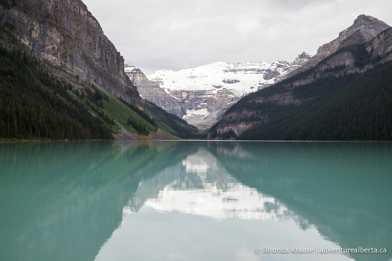 Lake Agnes Tea House Hike- Guide to Hiking Lake Agnes Trail