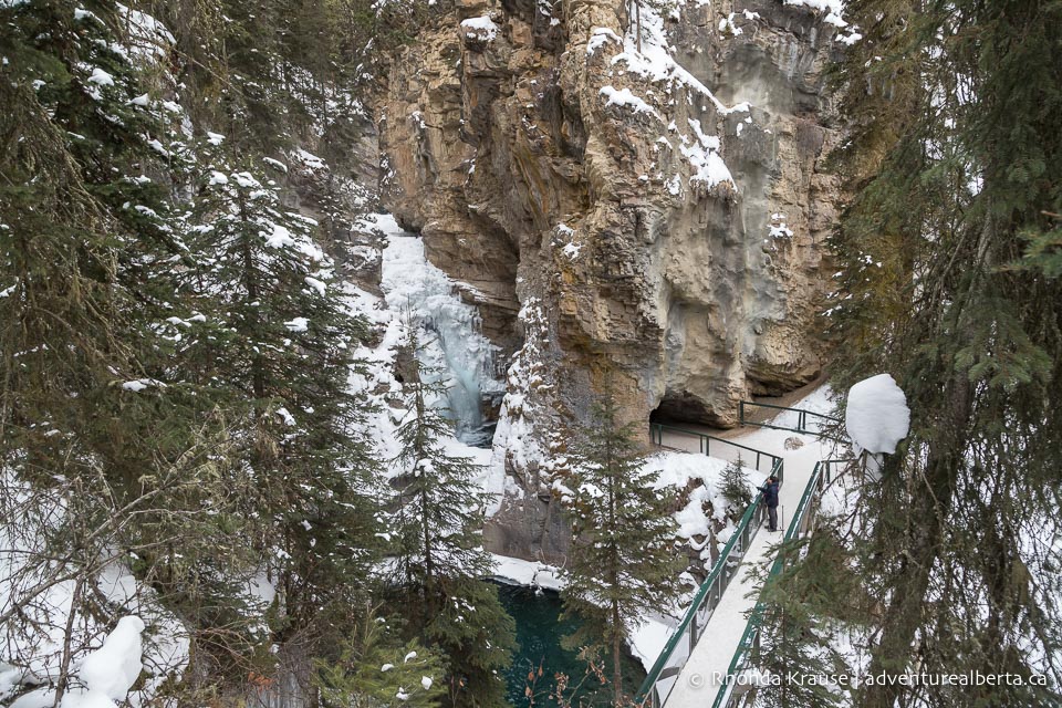 Johnston Canyon Winter Hike- Hiking Johnston Canyon in Winter