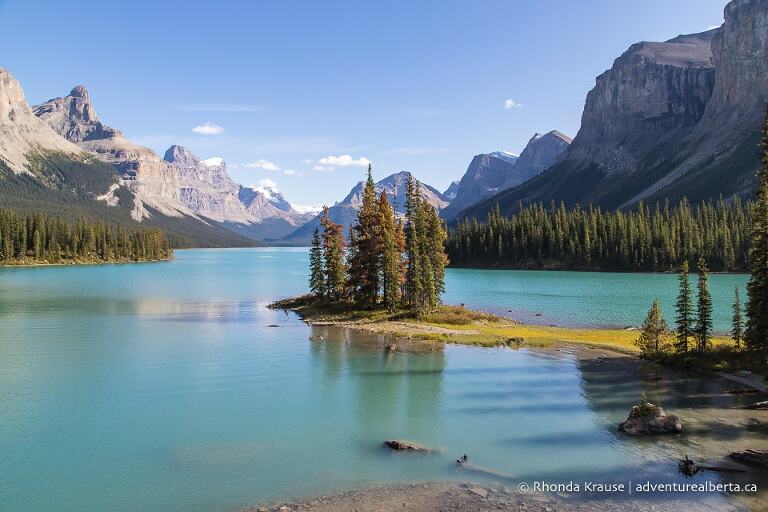 Kayaking in Jasper National Park- Best Lakes to Kayak in Jasper